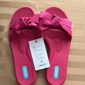 OKA b. Fuchsia Slide Sandals with Bow